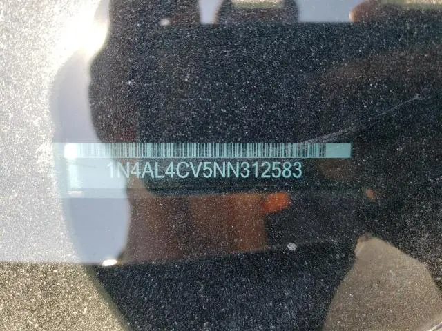 2022 NISSAN ALTIMA SR  