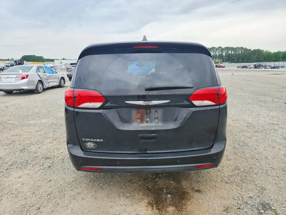 2025 CHRYSLER VOYAGER   