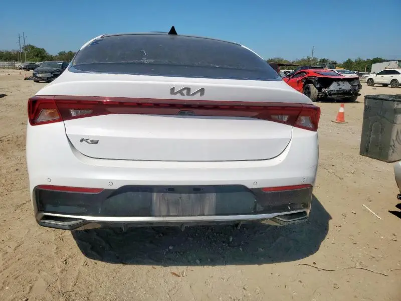 2022 KIA K5 EX  