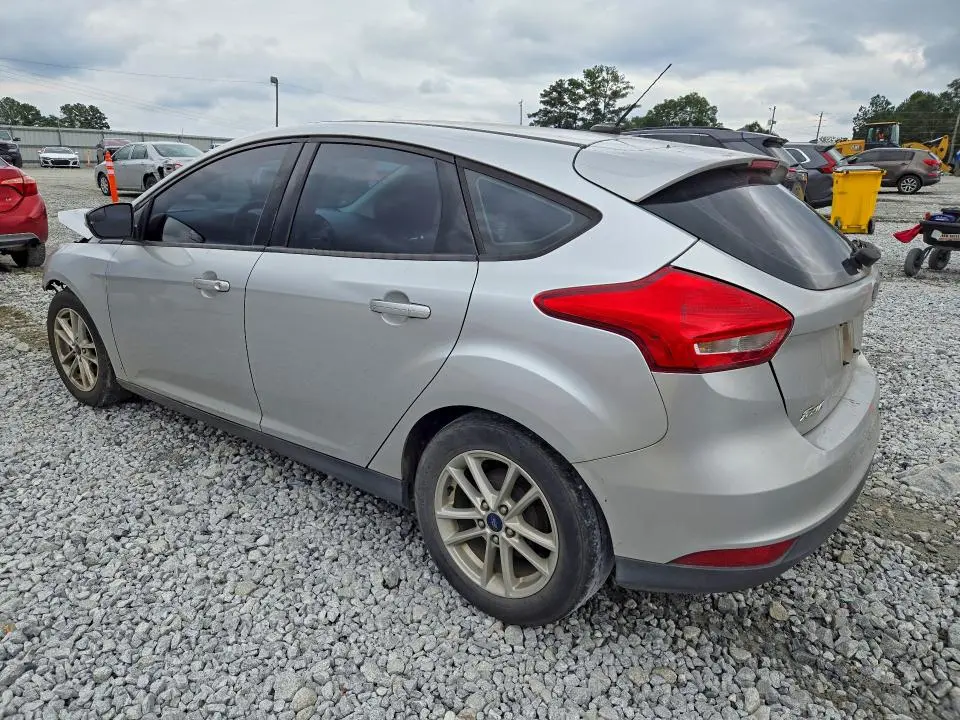 2017 FORD FOCUS SE  