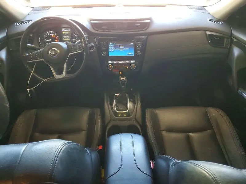 2017 NISSAN ROGUE SL  