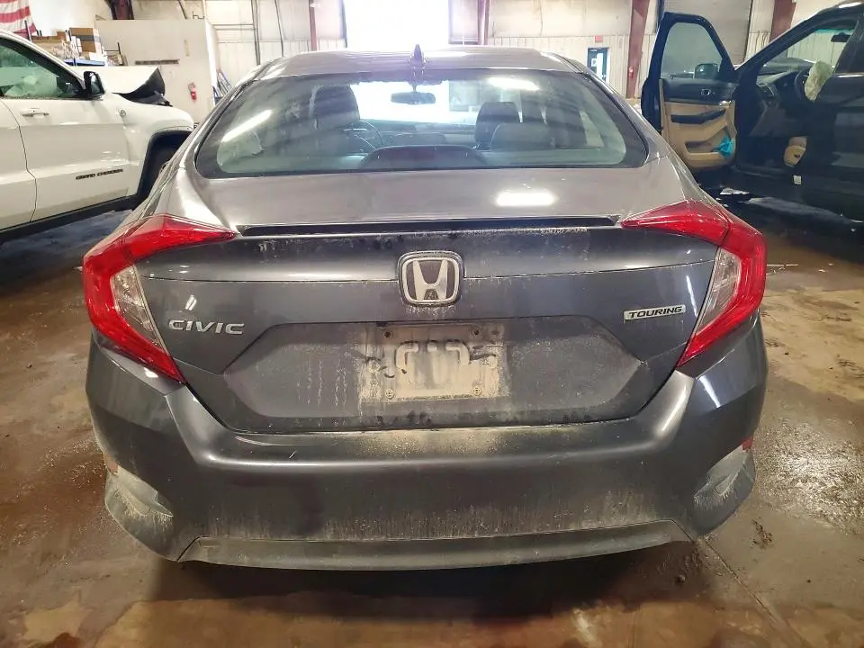 2018 HONDA CIVIC TOURING  