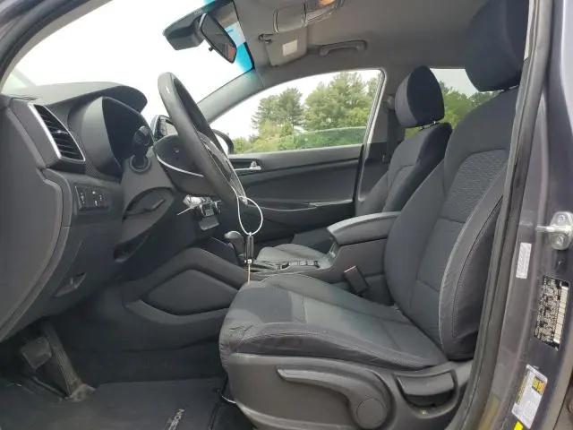 2021 HYUNDAI TUCSON SE  