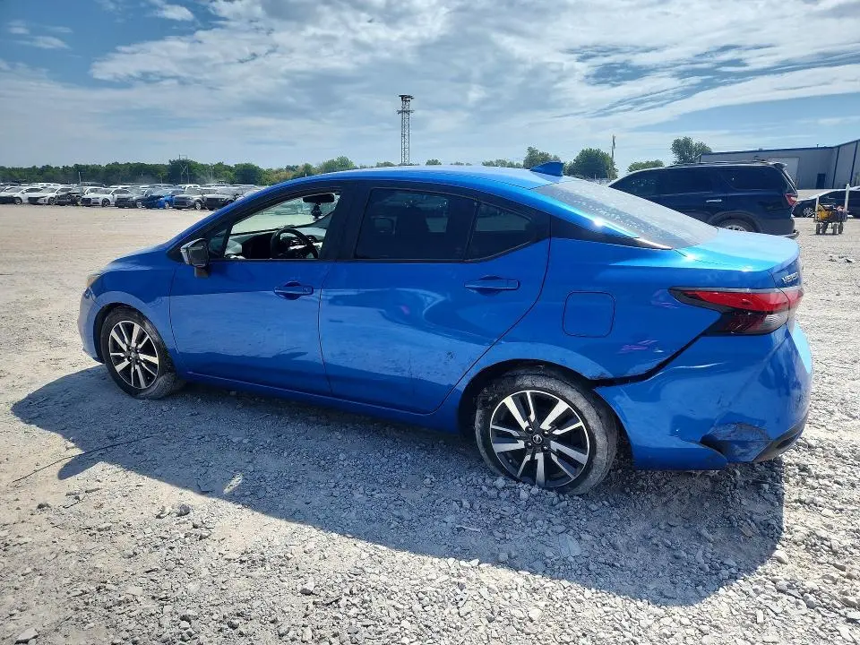2020 NISSAN VERSA SV  