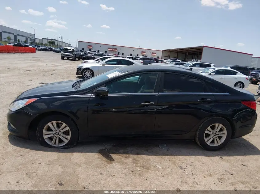 2013 HYUNDAI SONATA GLS