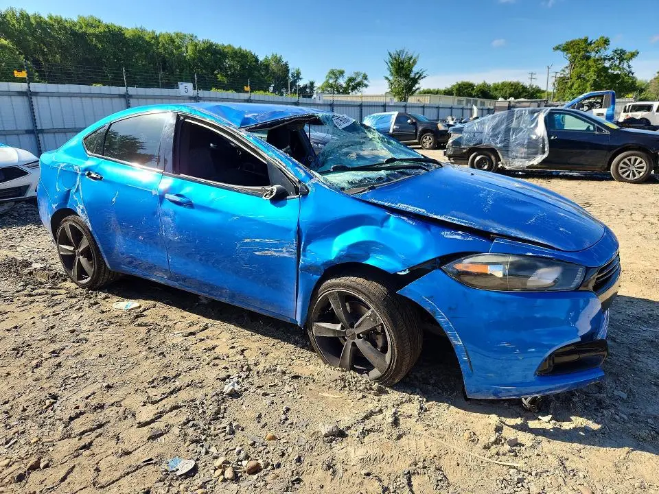 2015 DODGE DART SXT  