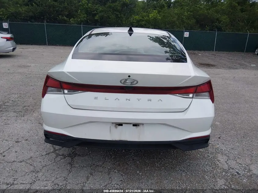 2021 HYUNDAI ELANTRA SE