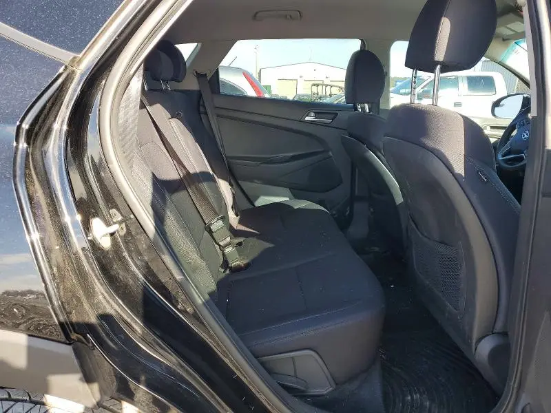 2020 HYUNDAI TUCSON SE  