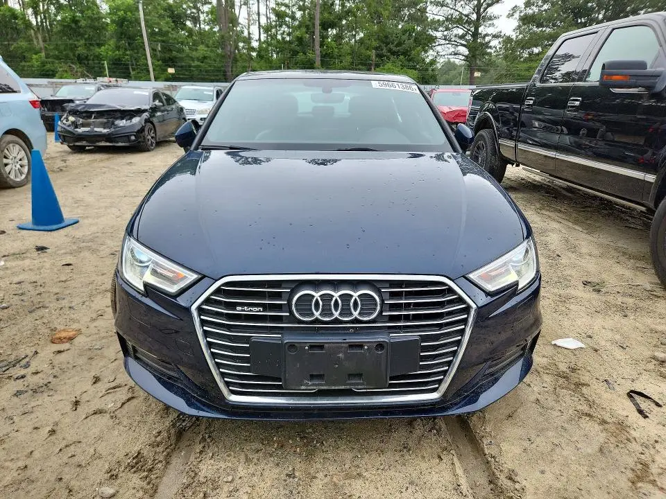 2018 AUDI A3 E-TRON PREMIUM  