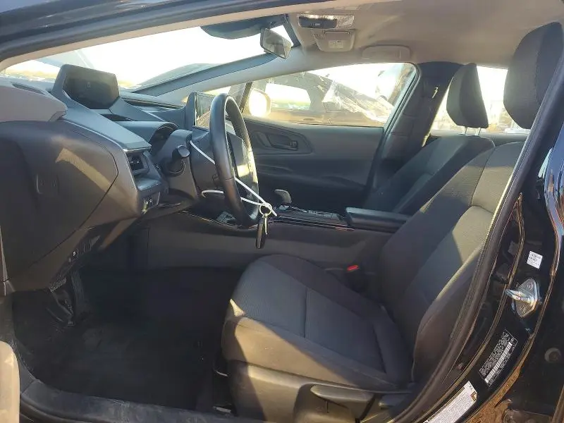 2024 TOYOTA PRIUS LE  