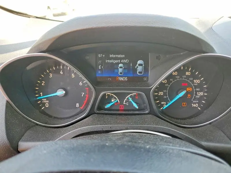 2017 FORD ESCAPE SE  