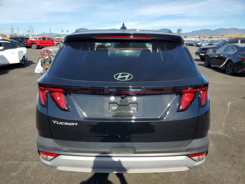 2025 HYUNDAI TUCSON SEL  