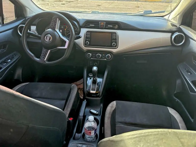 2021 NISSAN VERSA SV  