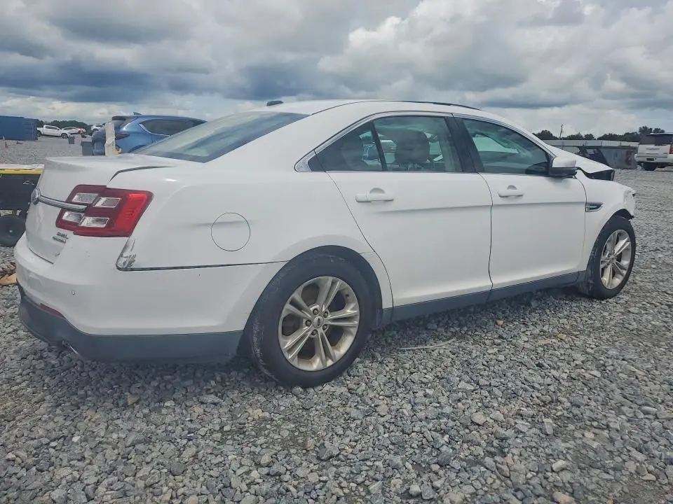 2013 FORD TAURUS SEL  