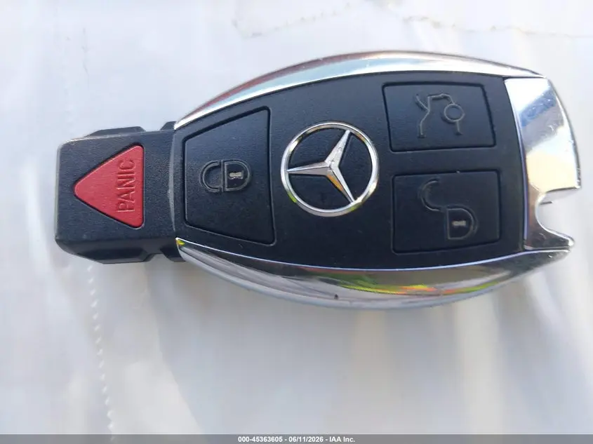 2011 MERCEDES-BENZ E 350  