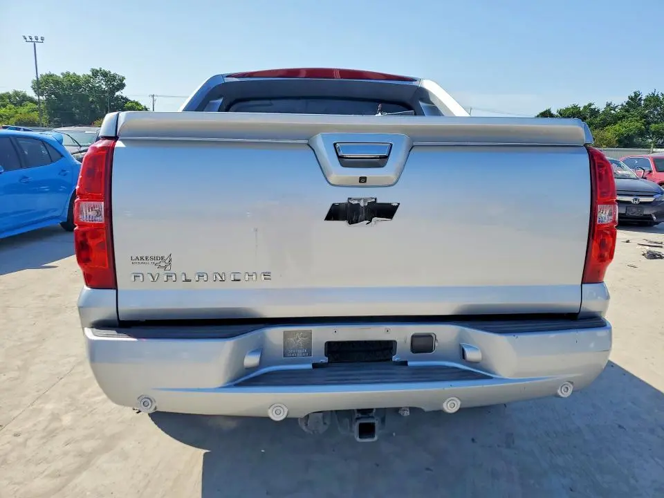 2013 CHEVROLET AVALANCHE LT  