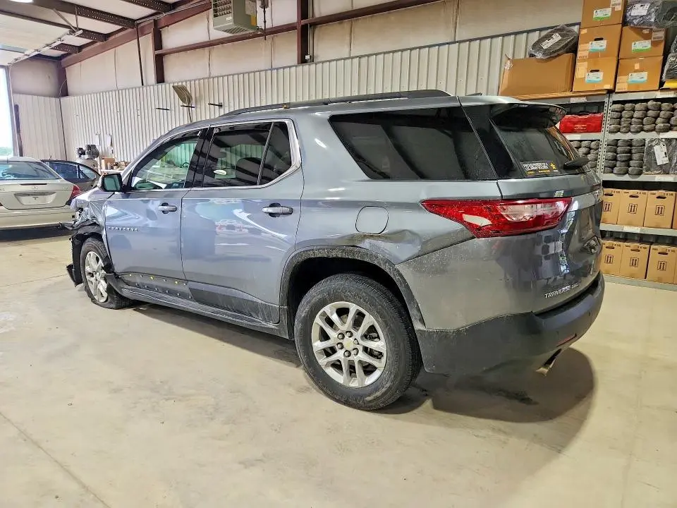 2020 CHEVROLET TRAVERSE LT  