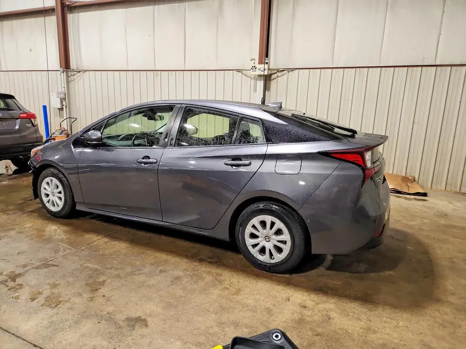 2019 TOYOTA PRIUS LE  