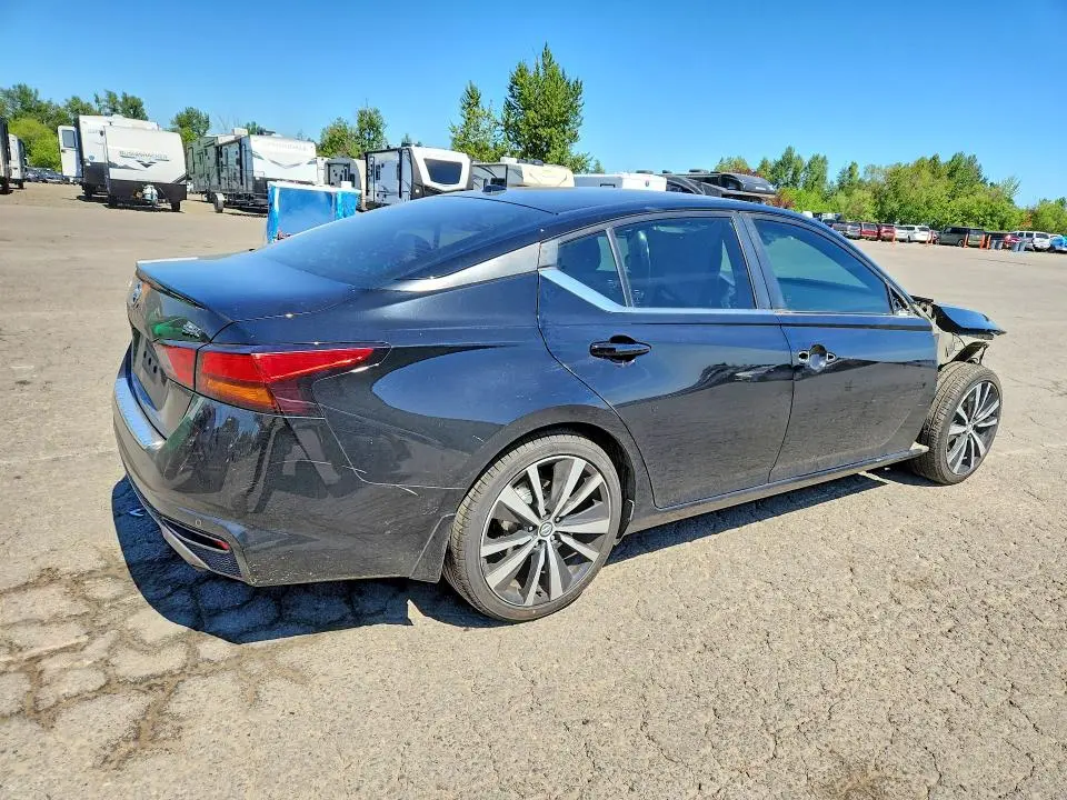 2020 NISSAN ALTIMA SR  