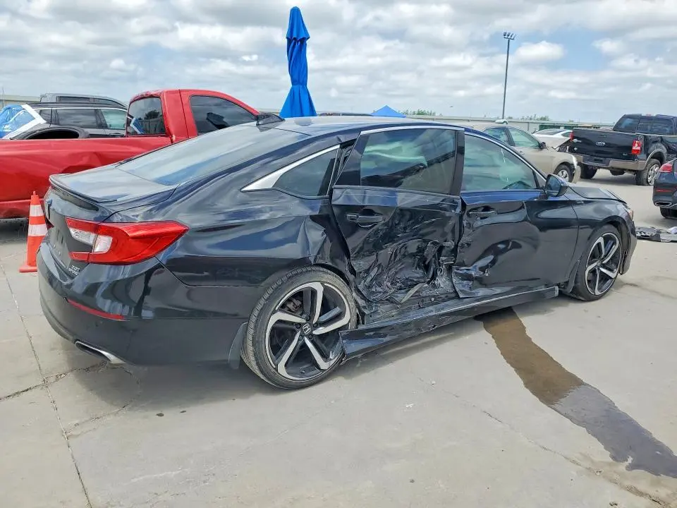 2019 HONDA ACCORD SPORT  