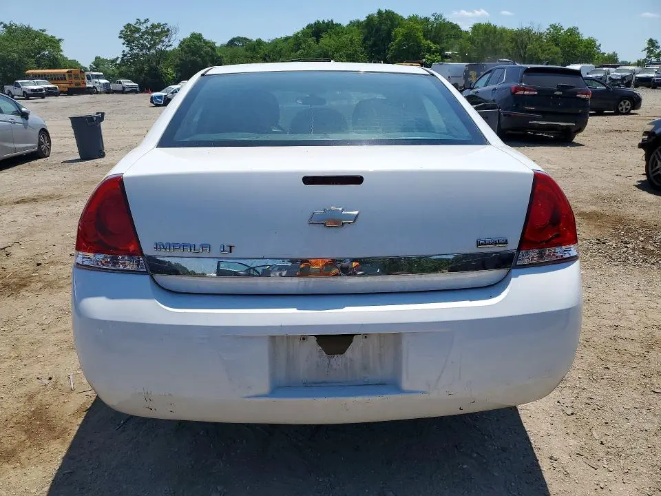 2011 CHEVROLET IMPALA LT  