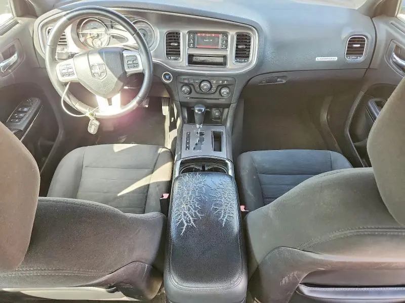 2012 DODGE CHARGER SE  