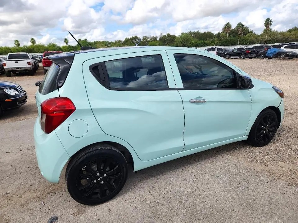 2017 CHEVROLET SPARK 1LT  