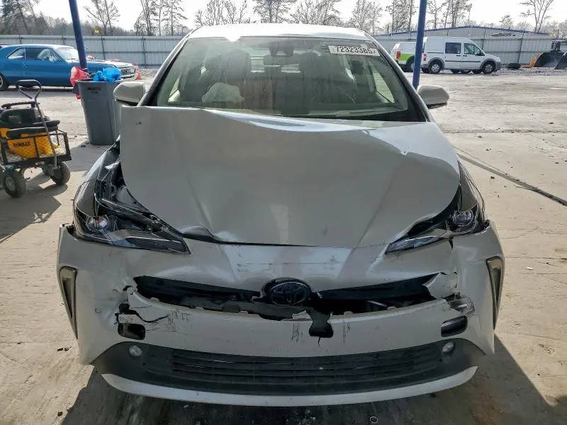 2022 TOYOTA PRIUS LE  