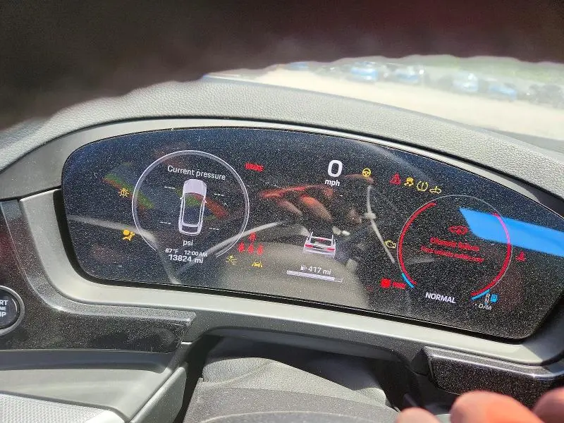 2024 PORSCHE CAYENNE COUPE  