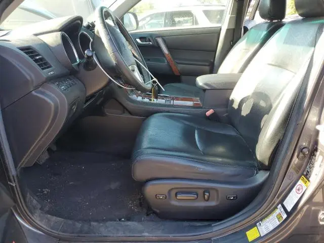 2013 TOYOTA HIGHLANDER LIMITED  