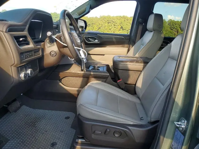 2024 GMC YUKON XL C1500 SLT  