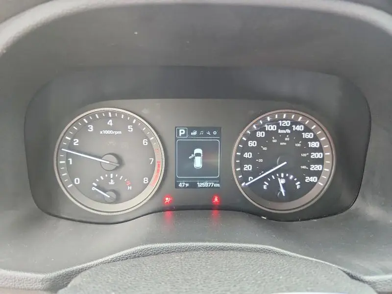 2016 HYUNDAI TUCSON SE  
