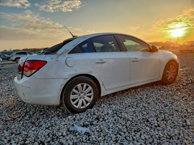 2011 CHEVROLET CRUZE LT  