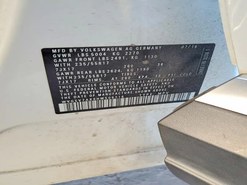 2017 VOLKSWAGEN TIGUAN WOLFSBURG  