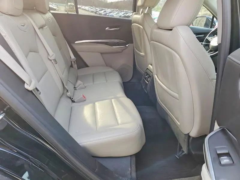 2019 CADILLAC XT4 LUXURY  
