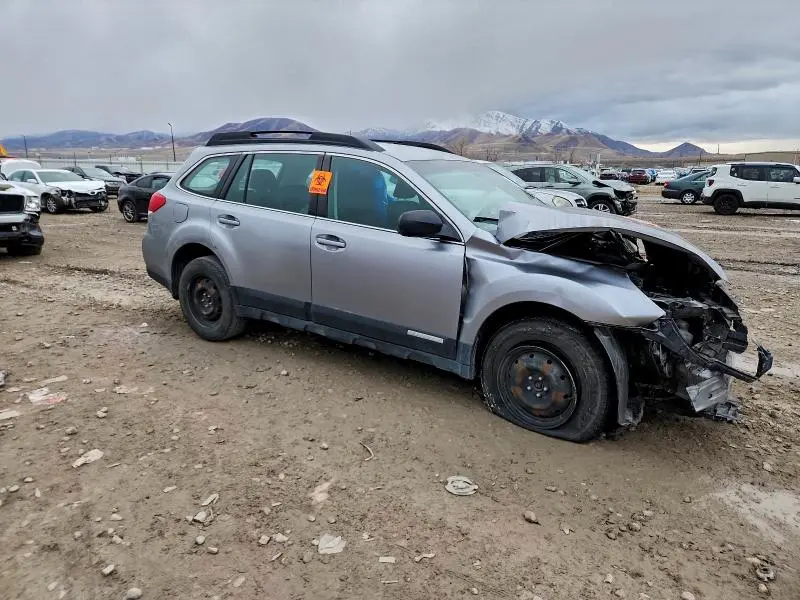 2010 SUBARU OUTBACK 2.5I  