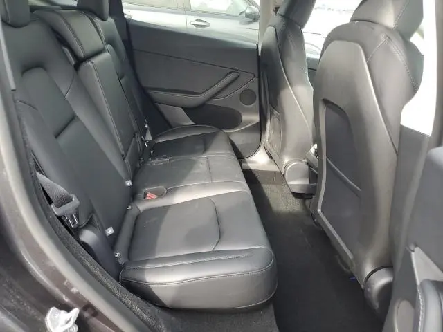2025 TESLA MODEL Y   