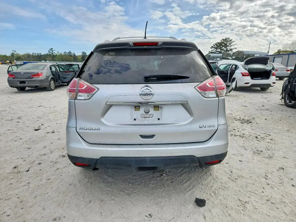 2015 NISSAN ROGUE SV  