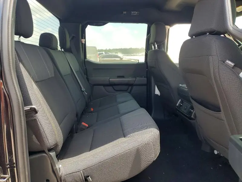 2025 FORD F150 STX  