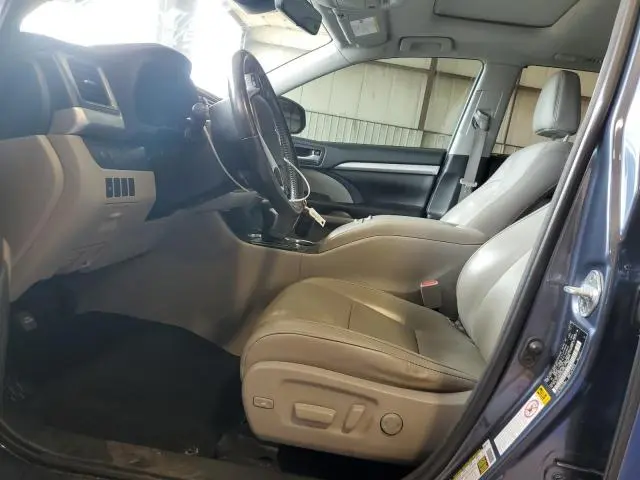 2018 TOYOTA HIGHLANDER SE  