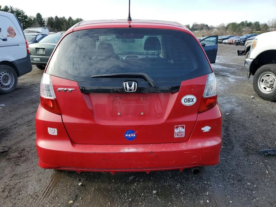 2013 HONDA FIT   