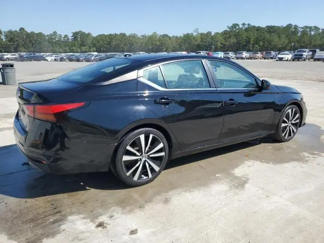 2022 NISSAN ALTIMA SR  