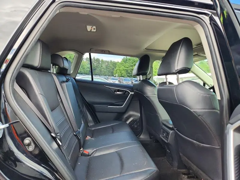 2021 TOYOTA RAV4 LIMITED  