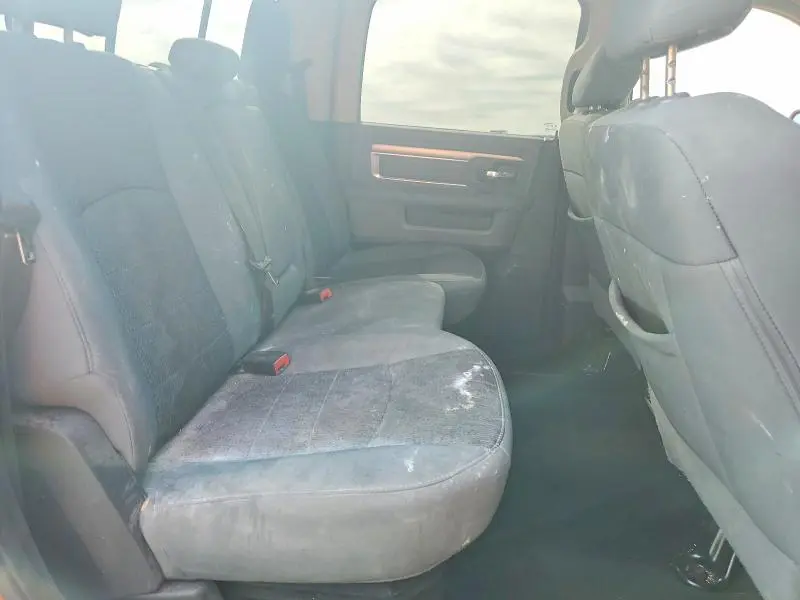 2014 RAM 1500 SLT  
