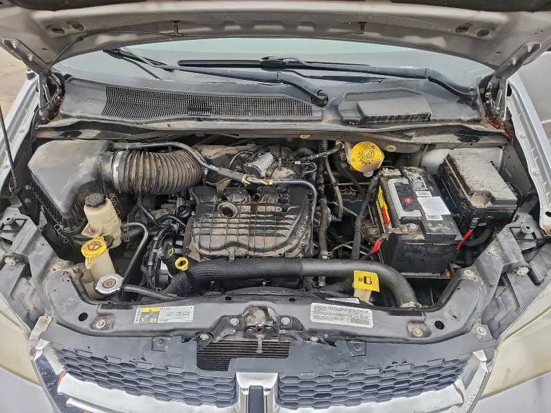 2014 DODGE GRAND CARAVAN SE  