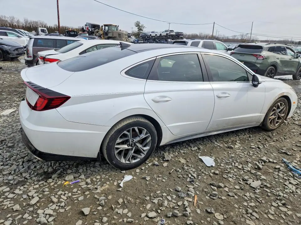 2021 HYUNDAI SONATA SEL  