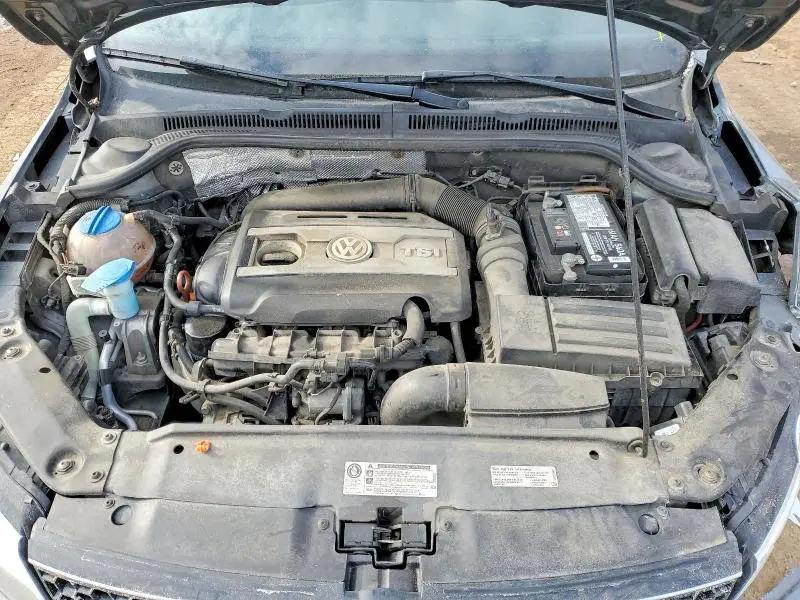 2012 VOLKSWAGEN JETTA GLI  