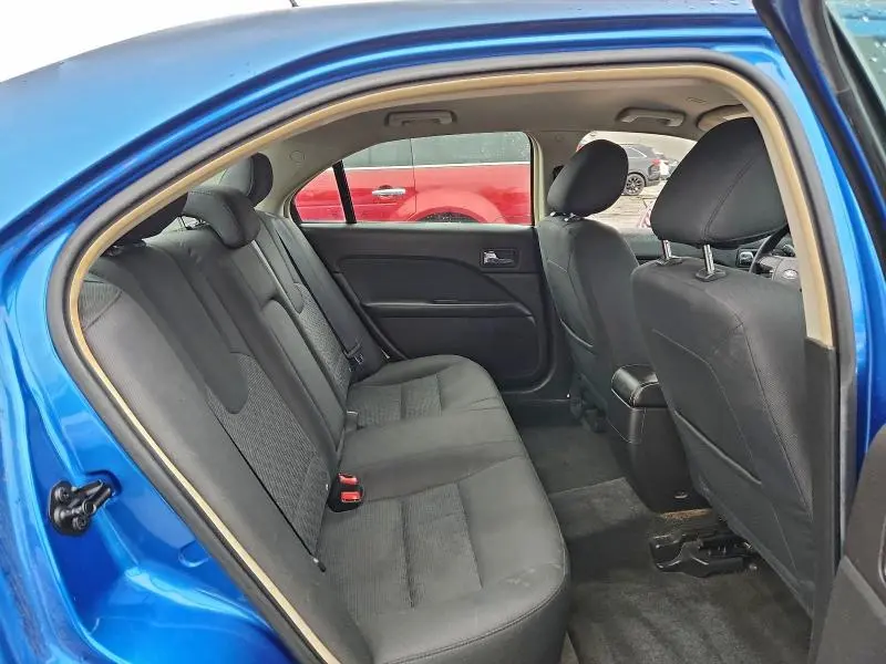 2011 FORD FUSION SE  