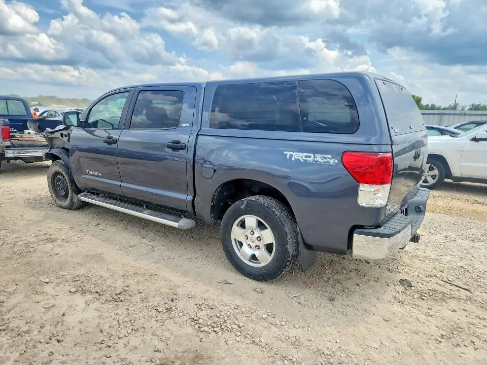 2010 TOYOTA TUNDRA CREWMAX SR5  