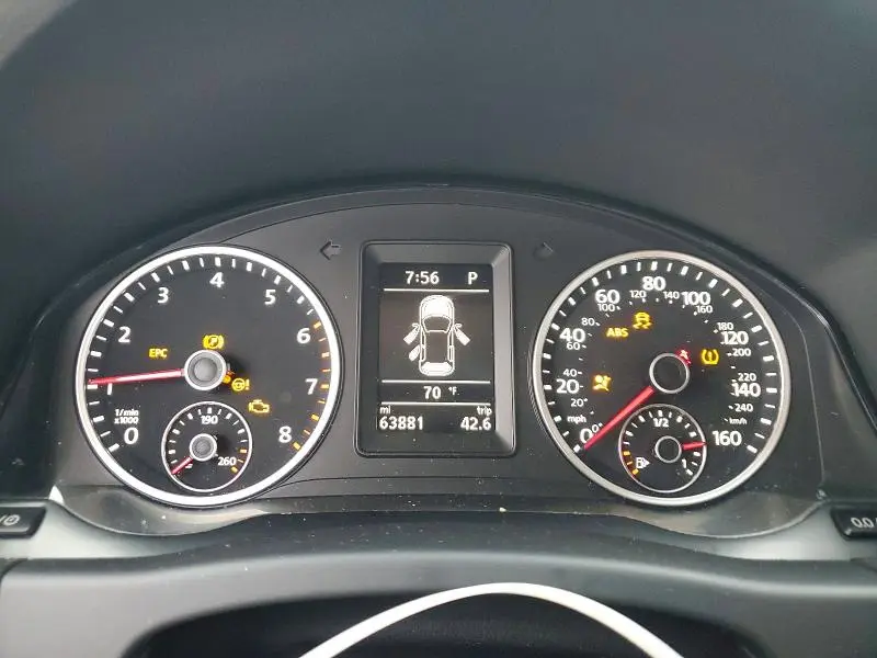 2016 VOLKSWAGEN TIGUAN S  